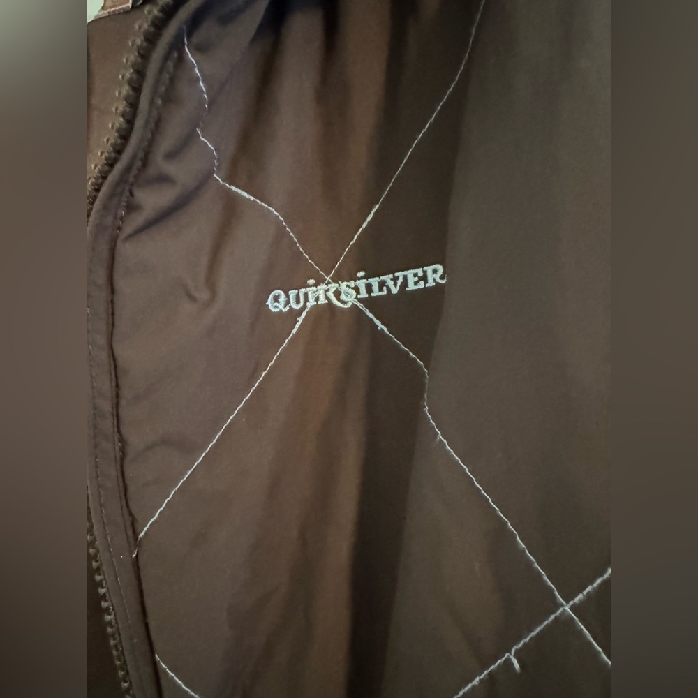 Quicksilver ski jacket. - Picture 6 of 8